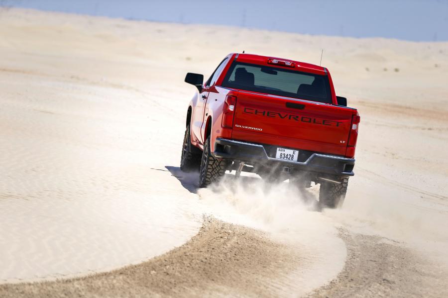  Chevrolet Silverado LT Z71 TrailBoss Regular Cab 2019 года  (UAE) (фото 24 из 45)